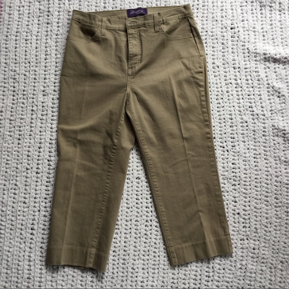 NYDJ tan colored crop jeans! Size 12